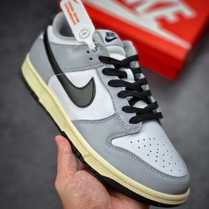 Nike Dunk Low WMNS “Light Smoke Grey”